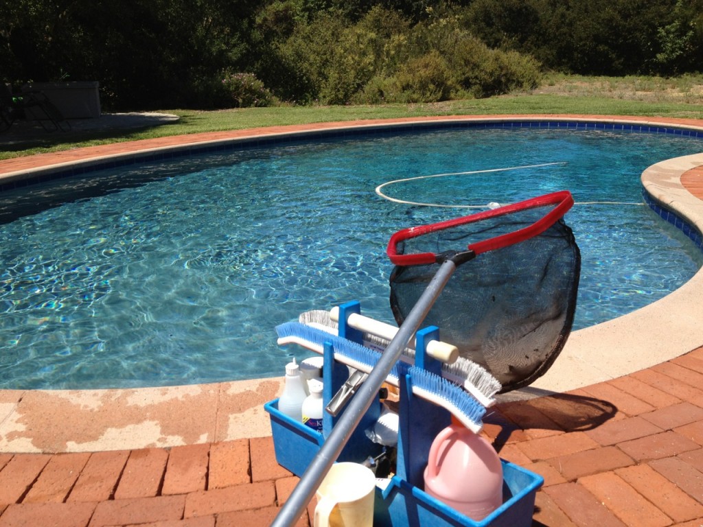 Splish, Splash, Sparkle: Cleaning Hacks for Your Pool